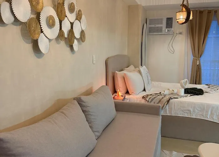 Apartment Cozy High Floor Venice With Balcony Walk To M Manila