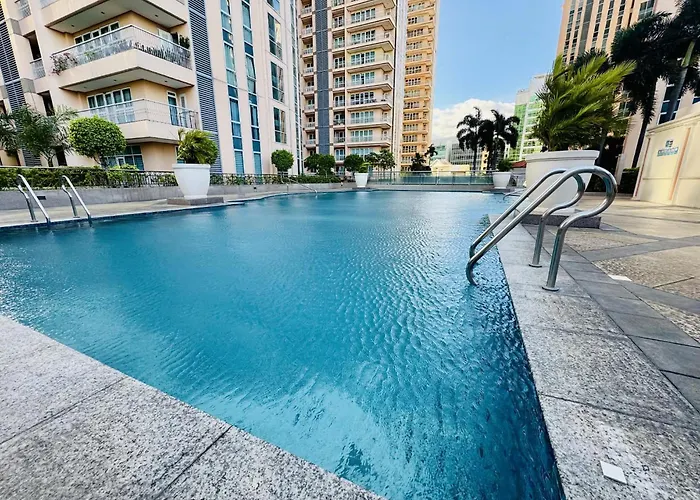 Cozy High Floor Venice With Balcony Walk To M